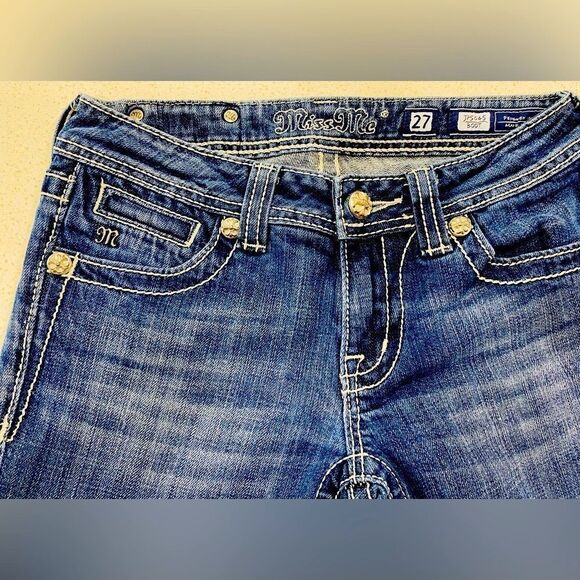 Miss Me Bootcut Jeans 27x33 Distressed Stretch Cross Embellished EUC - Picture 10 of 13
